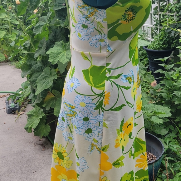 1970s Joan Curtis Hawaiian Dress - Picture 4 of 10